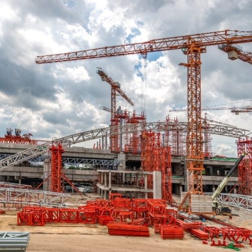 construction-cranes-on-site-skytrain-in-asia-PZY-2